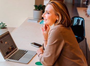 Teacher online spanish learning course